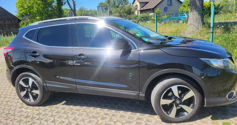 Nissan Qashqai cena 59900 przebieg: 144000, rok produkcji 2015 z Bieruń małe 781